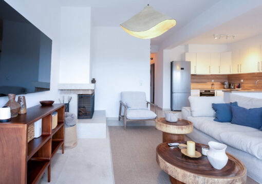 Modern Residence in Bournontas