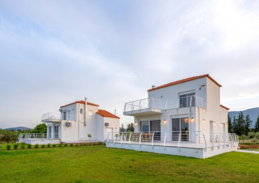 Modern Residence in Bournontas