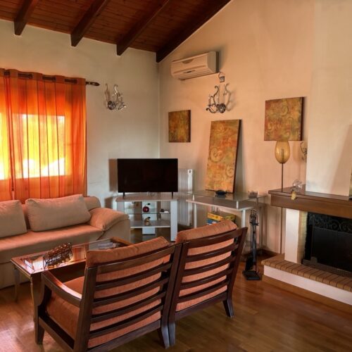 210 sq.m. Residence on a 795 sq.m. Plot in Drosia, Chalkida – Next to Bournontas Beach