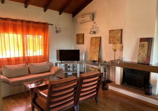210 sq.m. Residence on a 795 sq.m. Plot in Drosia, Chalkida – Next to Bournontas Beach